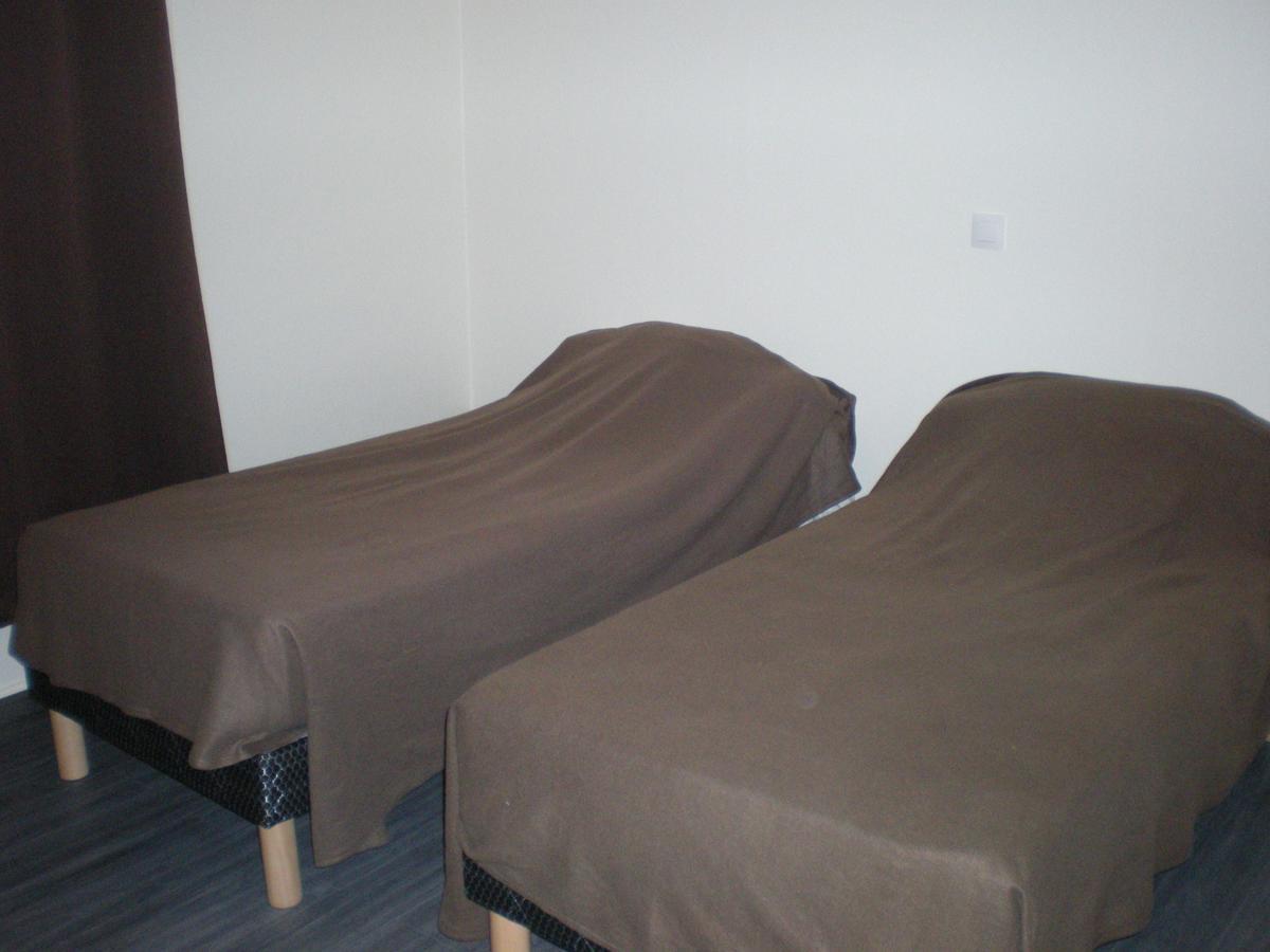 Hotel Dg Méry-sur-Oise Екстериор снимка