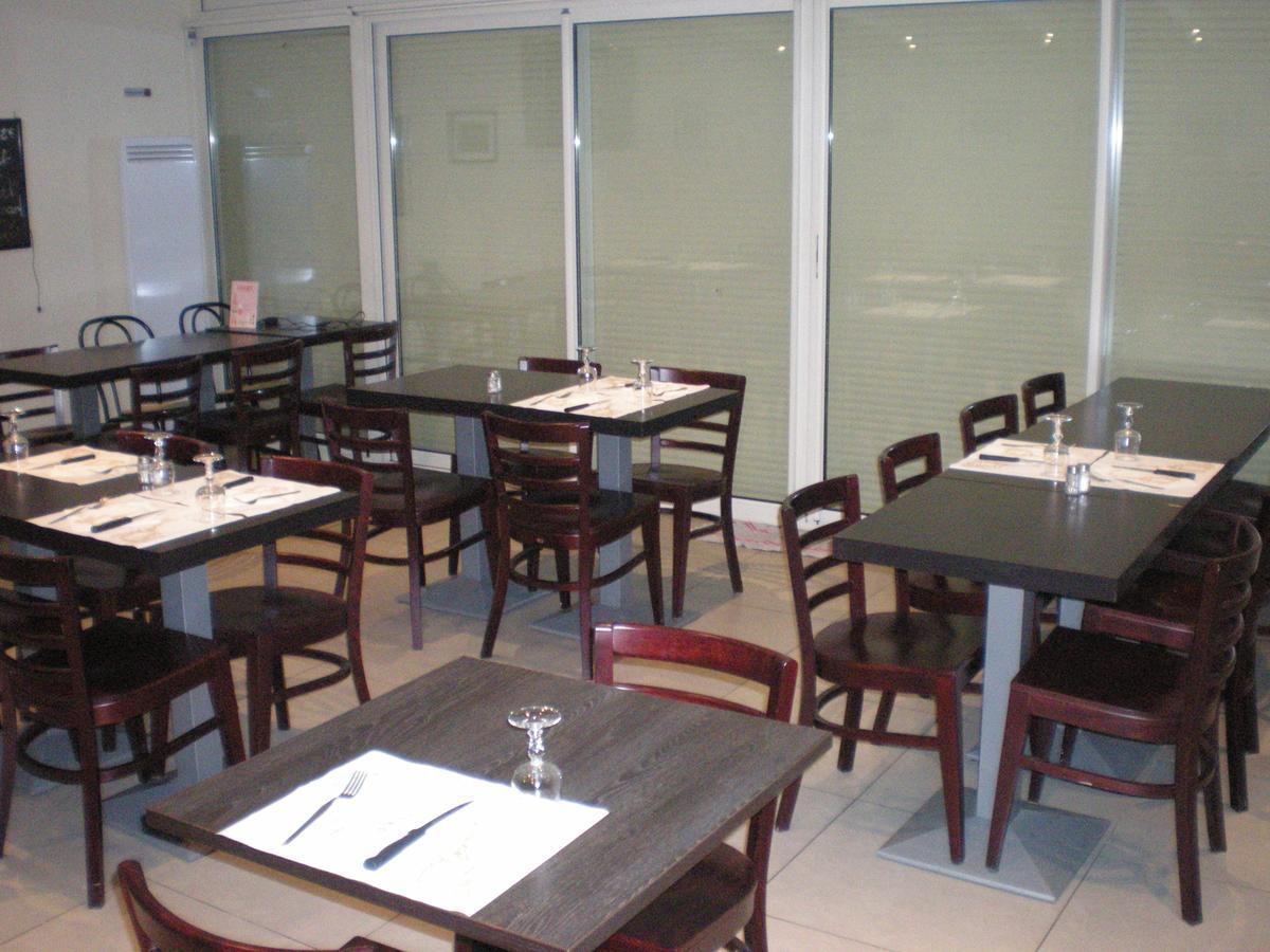 Hotel Dg Méry-sur-Oise Екстериор снимка