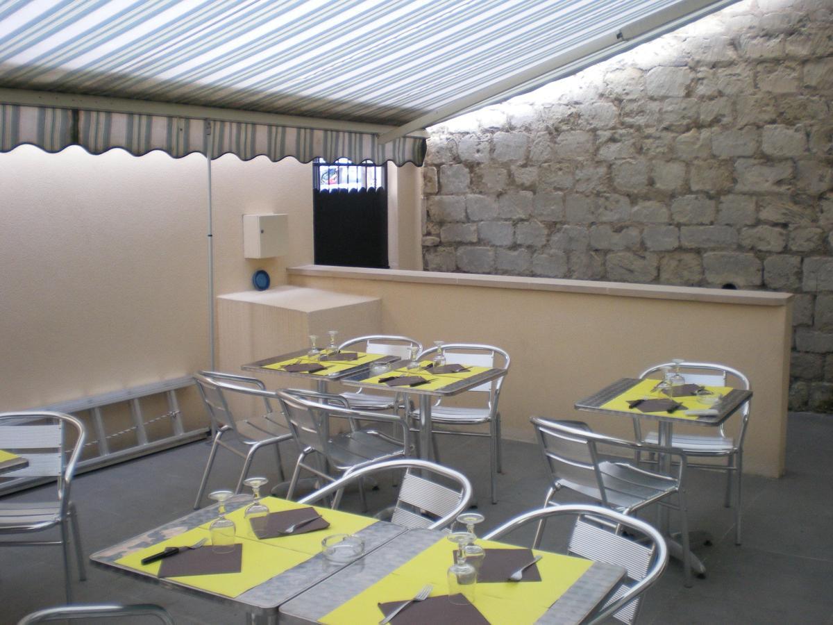 Hotel Dg Méry-sur-Oise Екстериор снимка