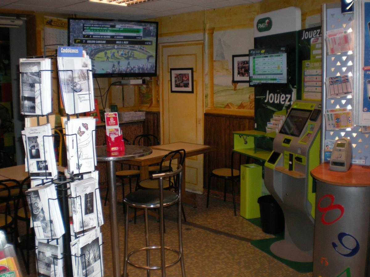 Hotel Dg Méry-sur-Oise Екстериор снимка